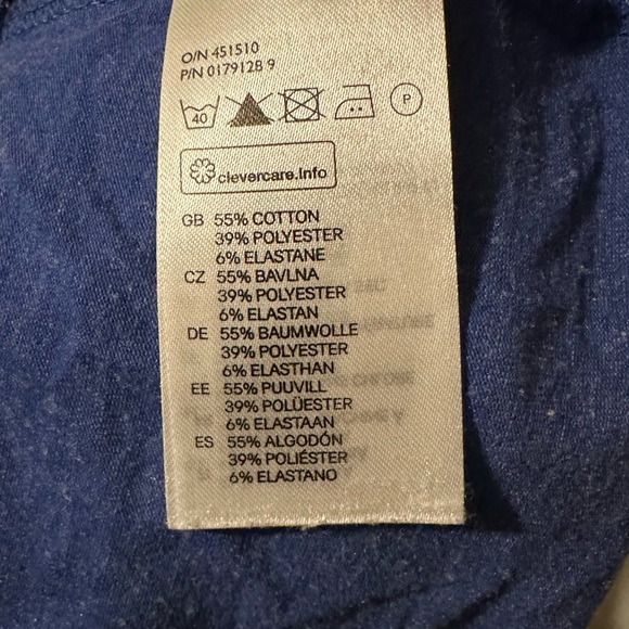 H&M women’s blue scoop neck size small tshirt - Picture 3 of 4